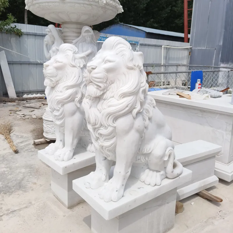 Outdoor White Marble Lion Statue